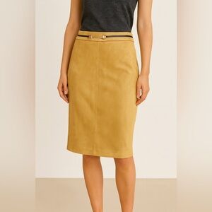 NWOT Tricotto Mustard Yellow Pencil Skirt – Size Medium